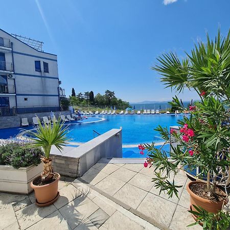 Blue Bay Palace Apart Complex เปาโมเรีย ภายนอก รูปภาพ