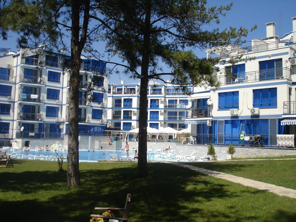Blue Bay Palace Apart Complex เปาโมเรีย ภายนอก รูปภาพ