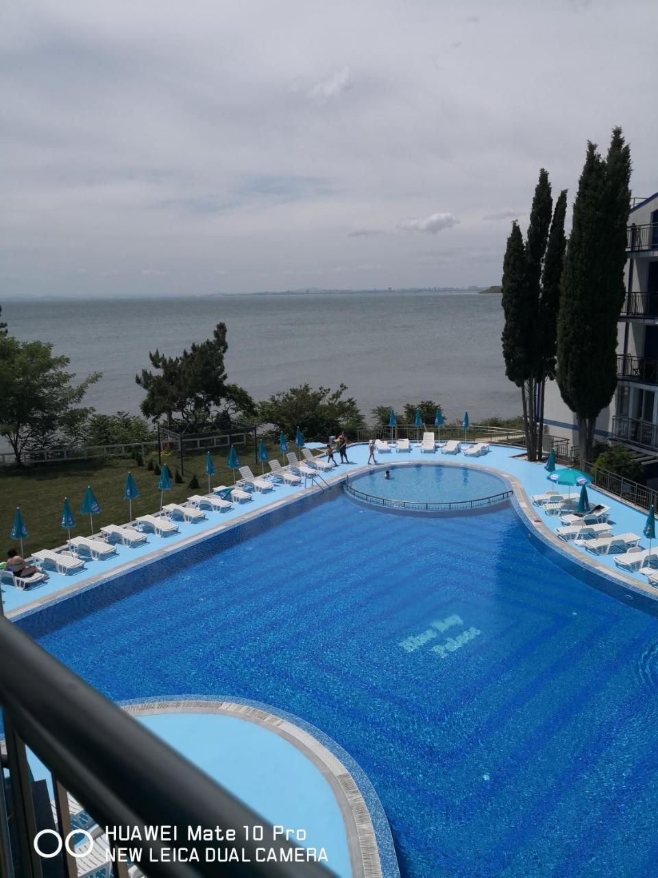 Blue Bay Palace Apart Complex เปาโมเรีย ภายนอก รูปภาพ